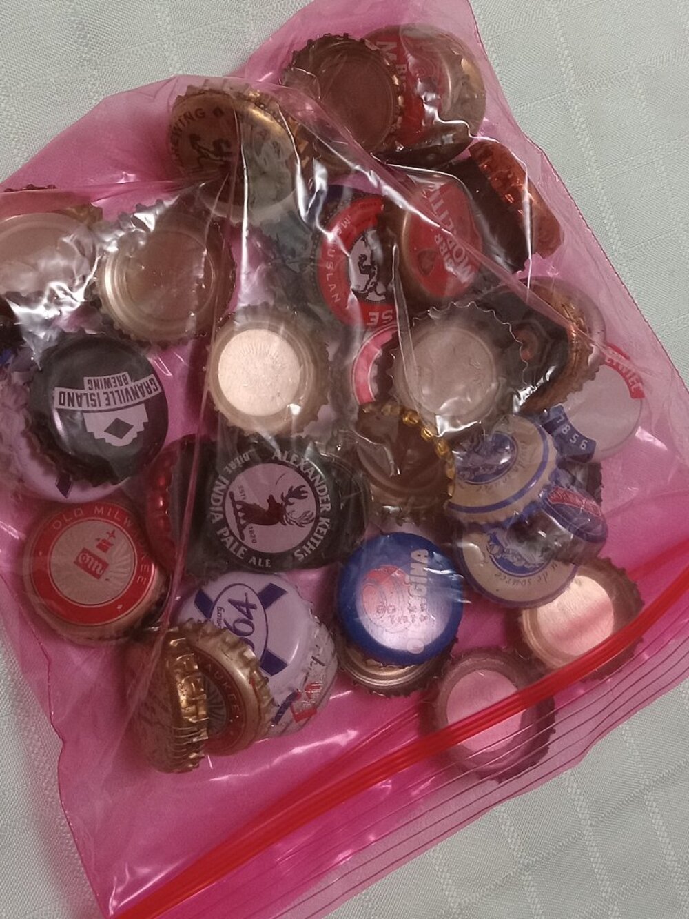 50 X Vintage and recent Random Soda & Beer Bottle Caps Bottle Caps Collectible